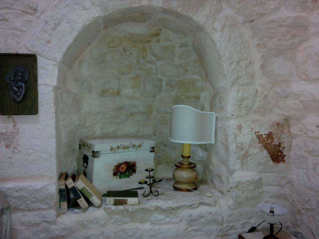 Апартаменты Trulli Sarmenzanello Ночи Экстерьер фото